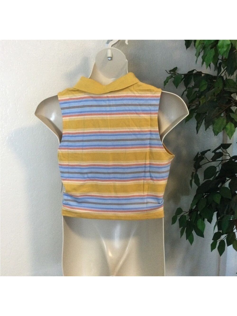 SO Cropped Johnny collar neckline Tank Top Woman’s Juniors 1X stripes - Picture 5 of 10